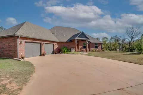 13200 Hawk Dr, Oklahoma City, OK 73150