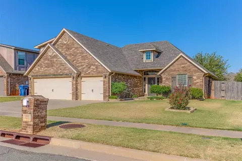3221 Orchard Ave, Edmond, OK 73012
