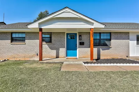 107 N Dillon Ave, Moore, OK 73160