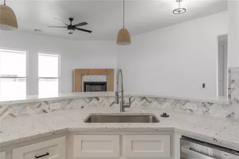 495 Hackberry Ln, Washington, OK 73093 photo 7