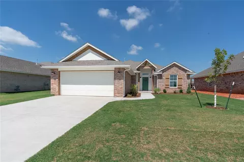 495 Hackberry Ln, Washington, OK 73093