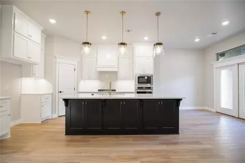 5632 Prickly Wild Way, Edmond, OK 73034