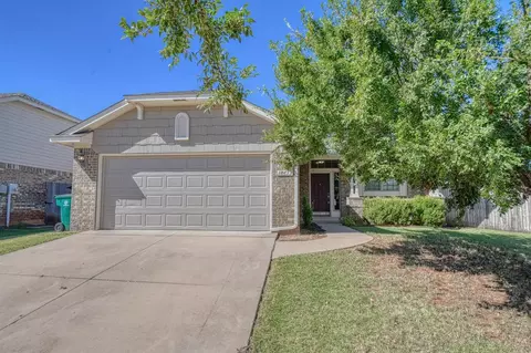 18613 Cola Dr, Edmond, OK 73012