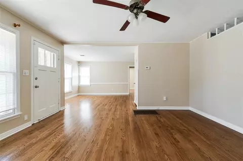 9309 Nichols Rd, Oklahoma City, OK 73120