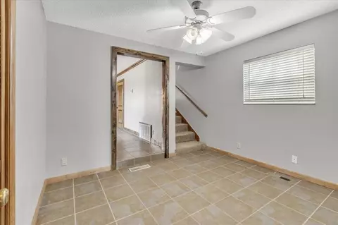 816 E Lamplighter Ct, Guthrie, OK 73044 photo 11