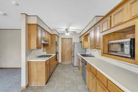 816 E Lamplighter Ct, Guthrie, OK 73044 photo 7