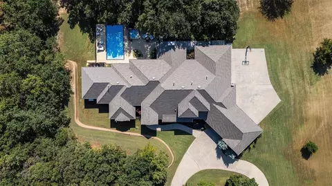 10906 Riva Dr, Arcadia, OK 73007