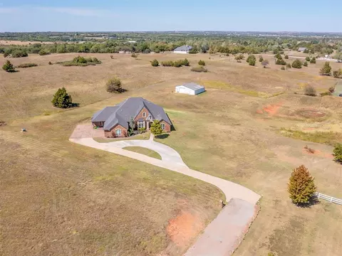 9901 Abby Ln, Yukon, OK 73099