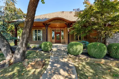 2316 Crestwood Dr, Jones, OK 73049