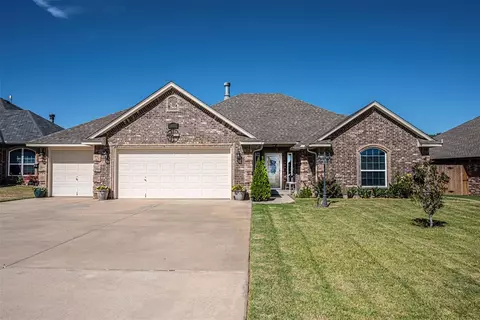 20747 Twisted Oak Rd, Harrah, OK 73045