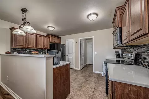 20747 Twisted Oak Rd, Harrah, OK 73045 photo 15