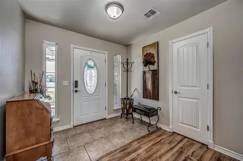 20747 Twisted Oak Rd, Harrah, OK 73045 photo 8