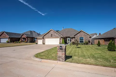 20747 Twisted Oak Rd, Harrah, OK 73045 photo 2