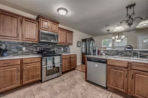 20747 Twisted Oak Rd, Harrah, OK 73045 photo 18