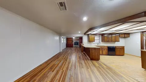 Undisclosed, Norman, OK 73072 photo 22