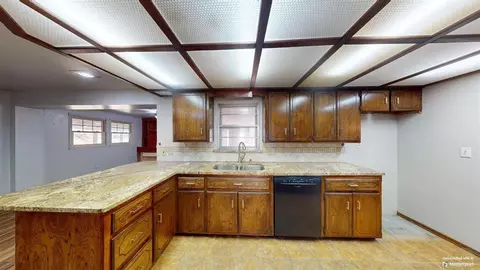 Undisclosed, Norman, OK 73072 photo 17