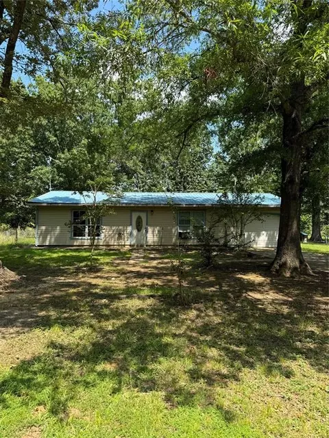 706 Mockingbird Ln, Idabel, OK 74745