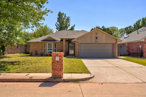 1712 Zion Pl, Edmond, OK 73003