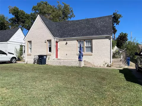 1807 N Market Ave, Shawnee, OK 74804