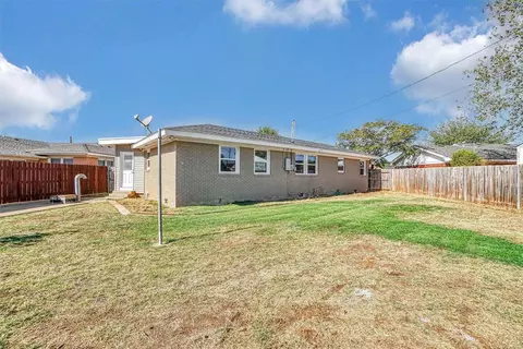616 Vine St, Altus, OK 73521 photo 34