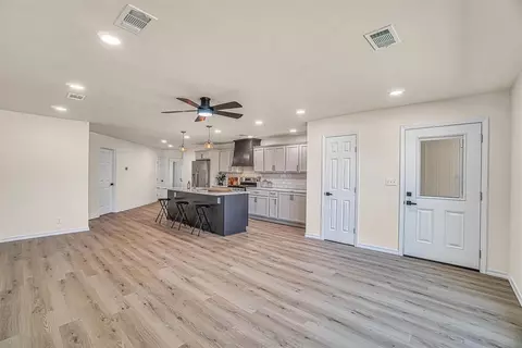 616 Vine St, Altus, OK 73521 photo 6