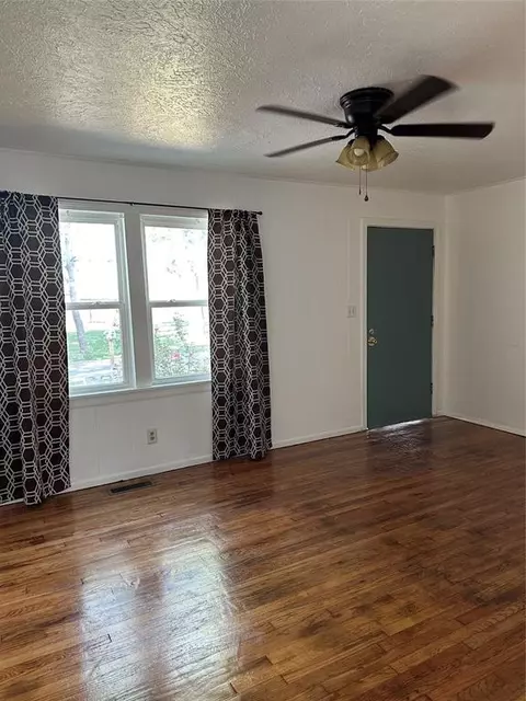 102 NW 7th St, Tuttle, OK 73089 photo 6