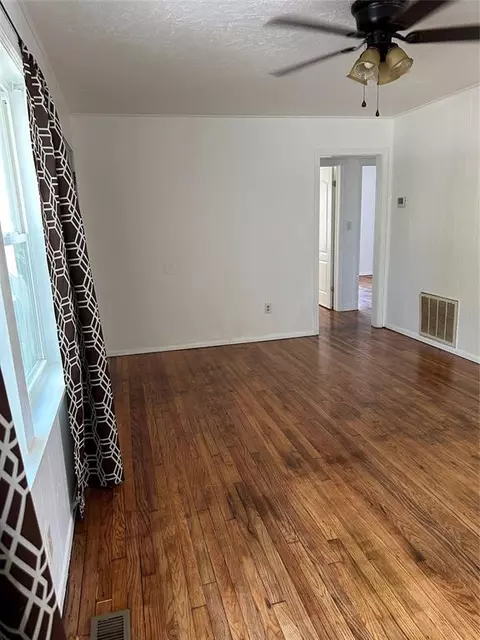 102 NW 7th St, Tuttle, OK 73089 photo 8