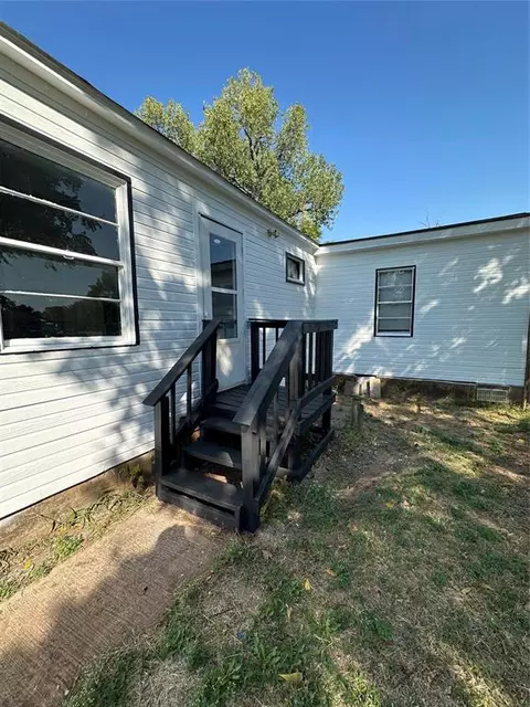 102 NW 7th St, Tuttle, OK 73089 photo 31