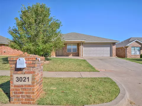 3021 SE 95th St, Moore, OK 73160