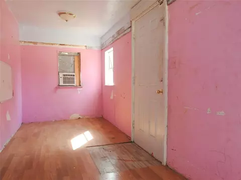303 E Washington St, Crescent, OK 73028 photo 14