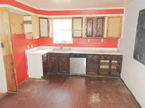 303 E Washington St, Crescent, OK 73028 photo 7