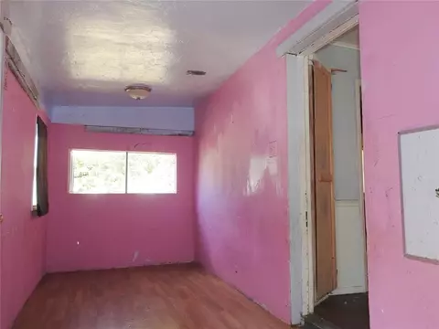 303 E Washington St, Crescent, OK 73028 photo 15