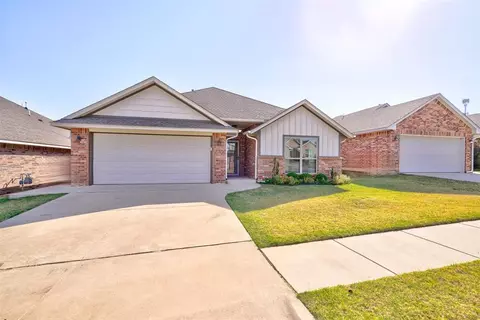 9436 NW 87th Pl, Yukon, OK 73099