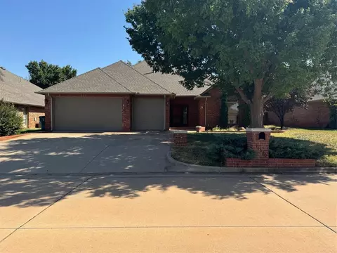 14620 Waterfront Rd, Edmond, OK 73013