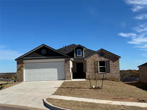 1924 Spanish Cedar Ln, Edmond, OK 73034