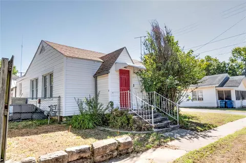 812 S Blaine Ave, Chandler, OK 74834