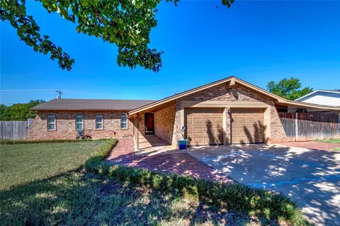 362 Marshall Dr, Chandler, OK 74834