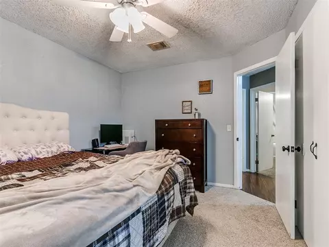 2305 Leaf Dr, Moore, OK 73160 photo 33