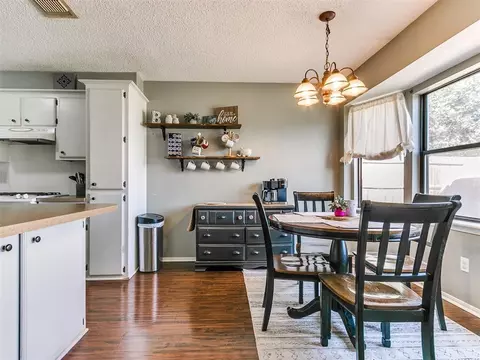 2305 Leaf Dr, Moore, OK 73160 photo 28
