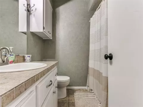 2305 Leaf Dr, Moore, OK 73160 photo 19