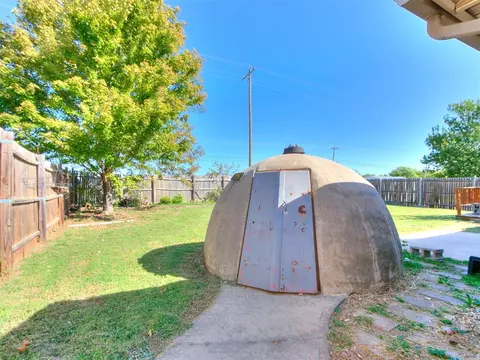 2305 Leaf Dr, Moore, OK 73160 photo 41