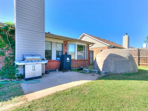 2305 Leaf Dr, Moore, OK 73160 photo 43