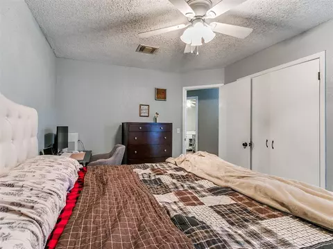 2305 Leaf Dr, Moore, OK 73160 photo 32