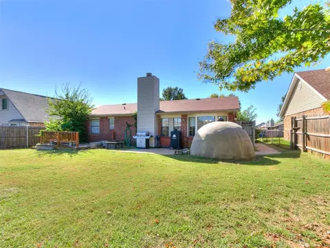 2305 Leaf Dr, Moore, OK 73160 photo 46