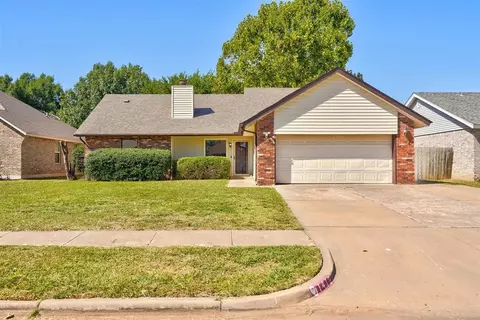 1412 Peach Tree Ln, Norman, OK 73071