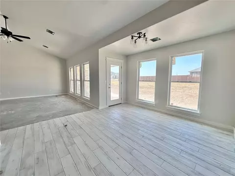 5 Courage Cir, Altus, OK 73521 photo 11