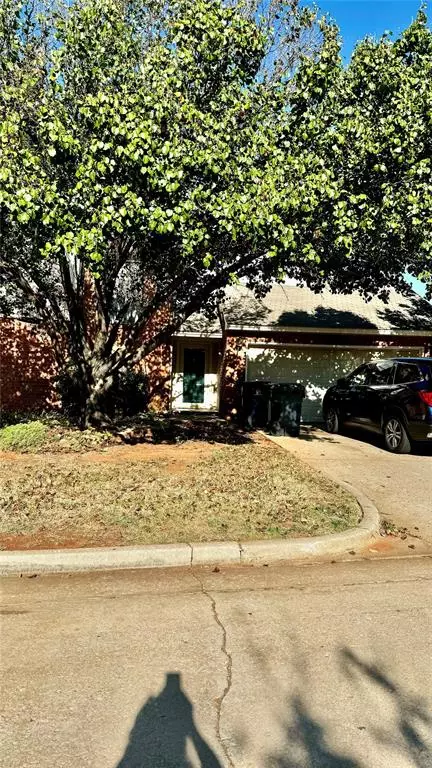 12941 Carrie Ct, Oklahoma City, OK 73120