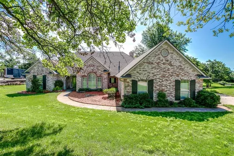 7020 Forest Tree Ln, Oklahoma City, OK 73150