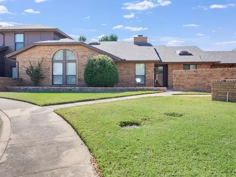 1899 Saddleback Blvd #42, Norman, OK 73072