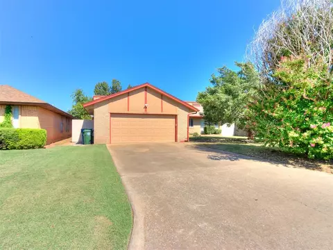 1321 Saint Mathews Dr, Midwest City, OK 73110